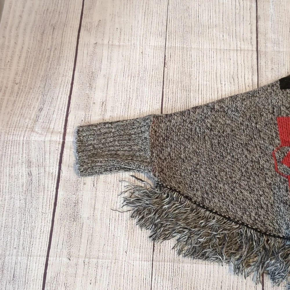 Poncho sweater - Picture 4 of 5